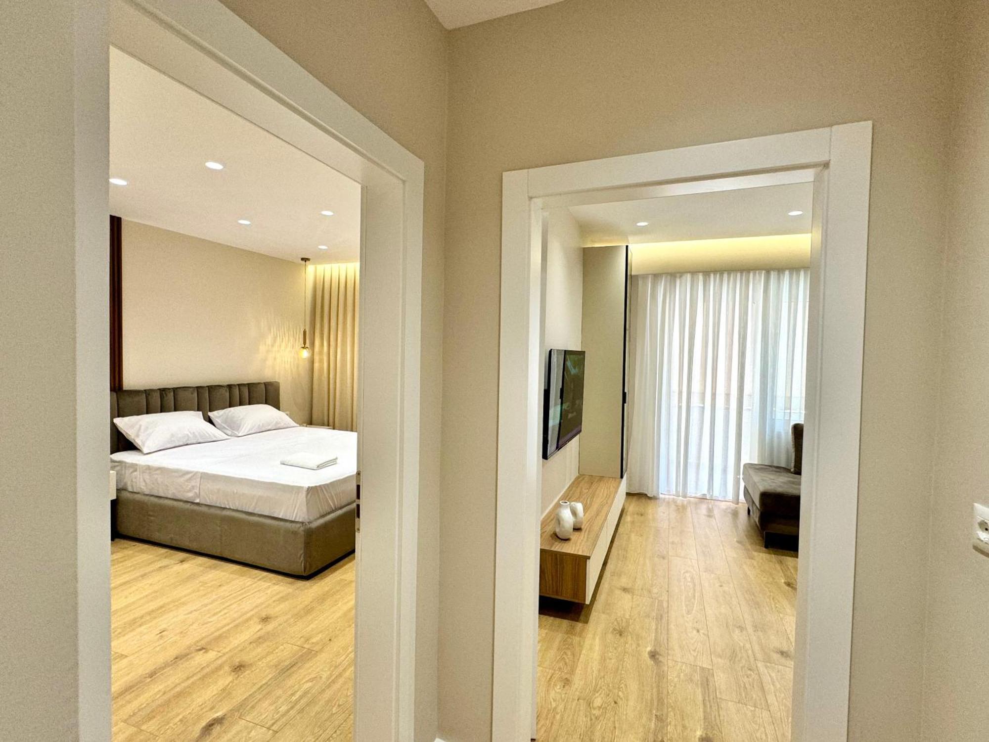 E&R Apartments At Myslym Shyri Tirana Exteriér fotografie