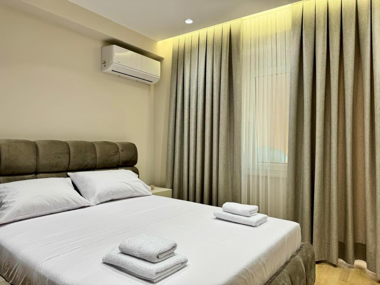 E&R Apartments At Myslym Shyri Tirana Exteriér fotografie