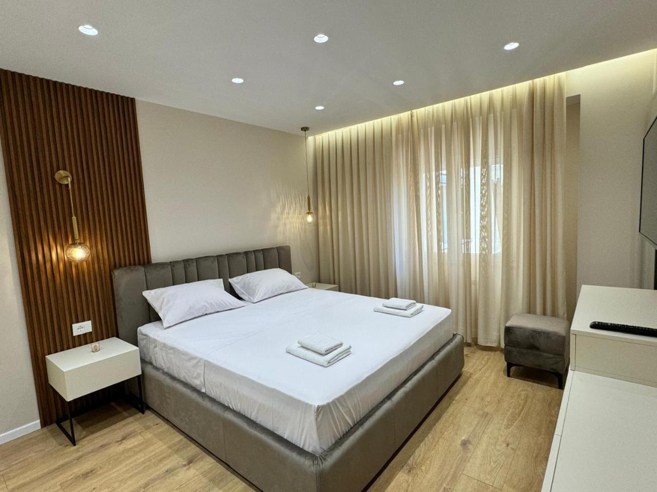 E&R Apartments At Myslym Shyri Tirana Exteriér fotografie