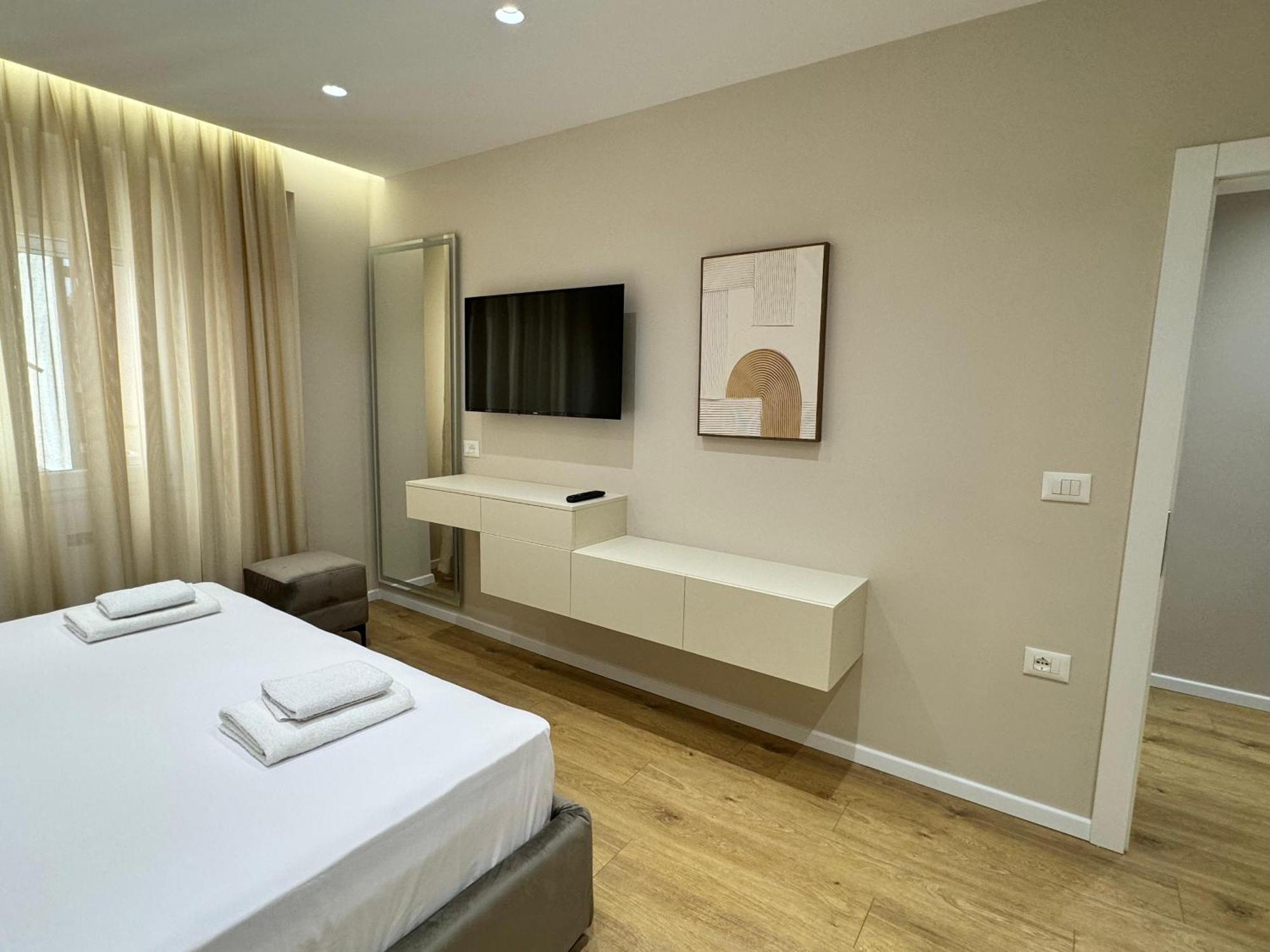 E&R Apartments At Myslym Shyri Tirana Exteriér fotografie