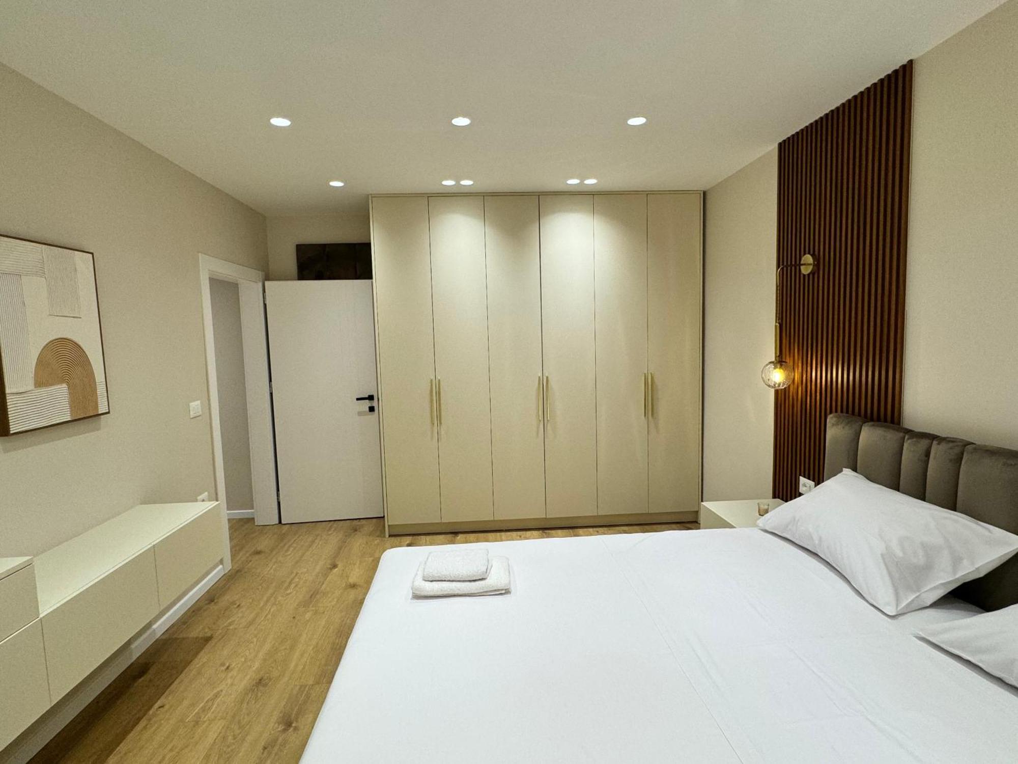 E&R Apartments At Myslym Shyri Tirana Exteriér fotografie