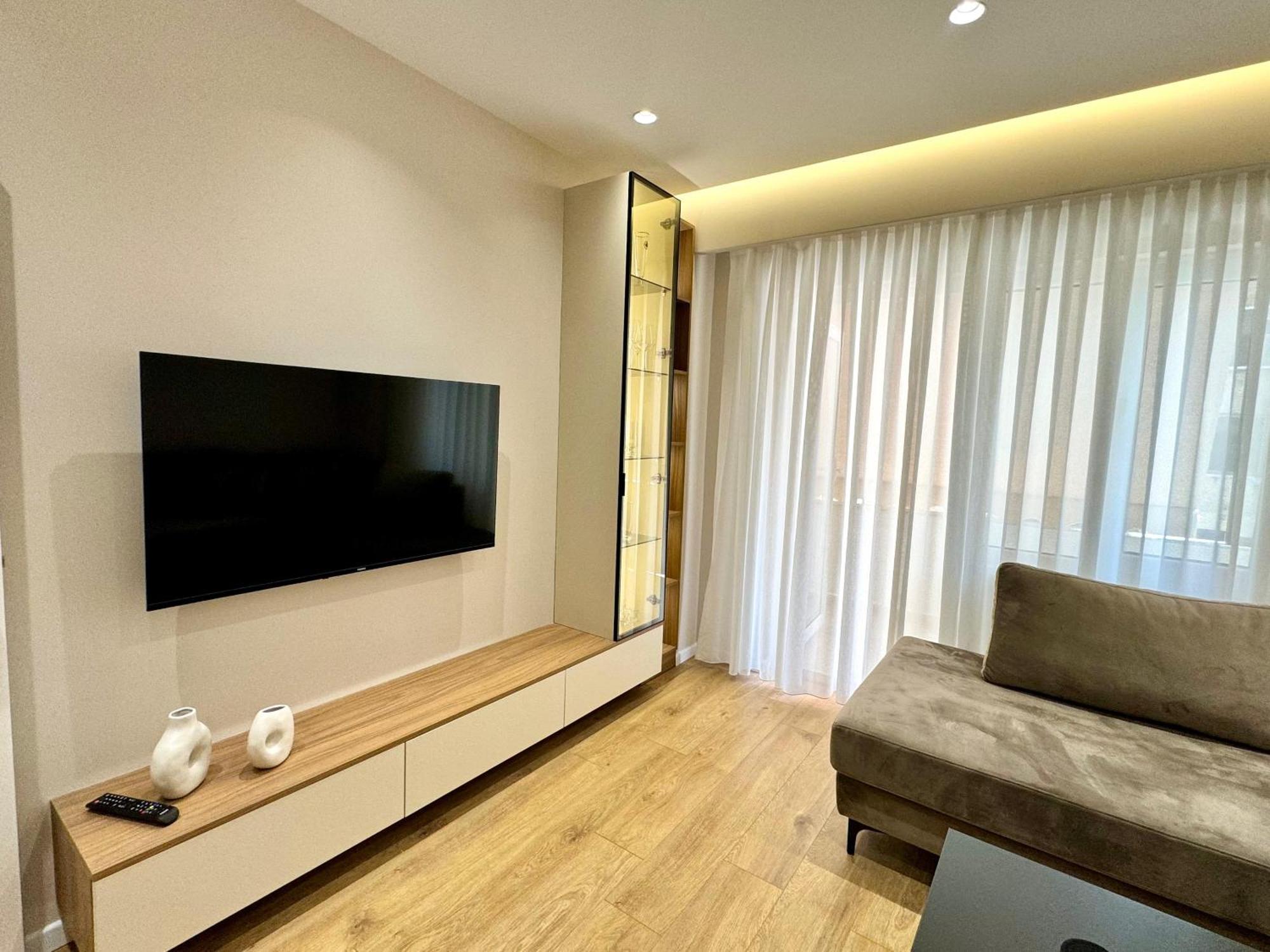 E&R Apartments At Myslym Shyri Tirana Exteriér fotografie